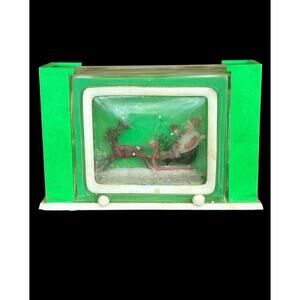 Vintage TV Snow Globe Salt & Pepper Shakers Christmas Diarama MCM Plastic Green